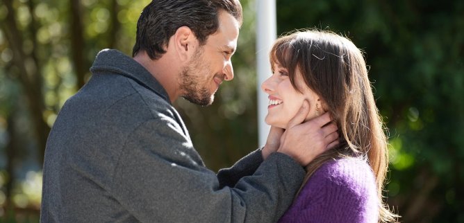 Турецкий сериал Зависть 8 серия