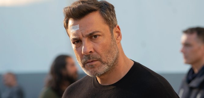 Турецкий сериал Клюквенный щербет 112 серия