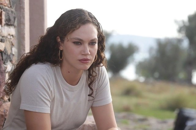 кадр из сериала "Дети рая"