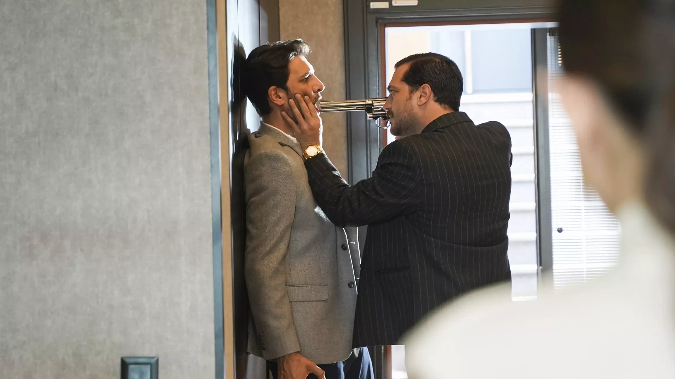 кадр из сериала "Мечта Эшрефа"