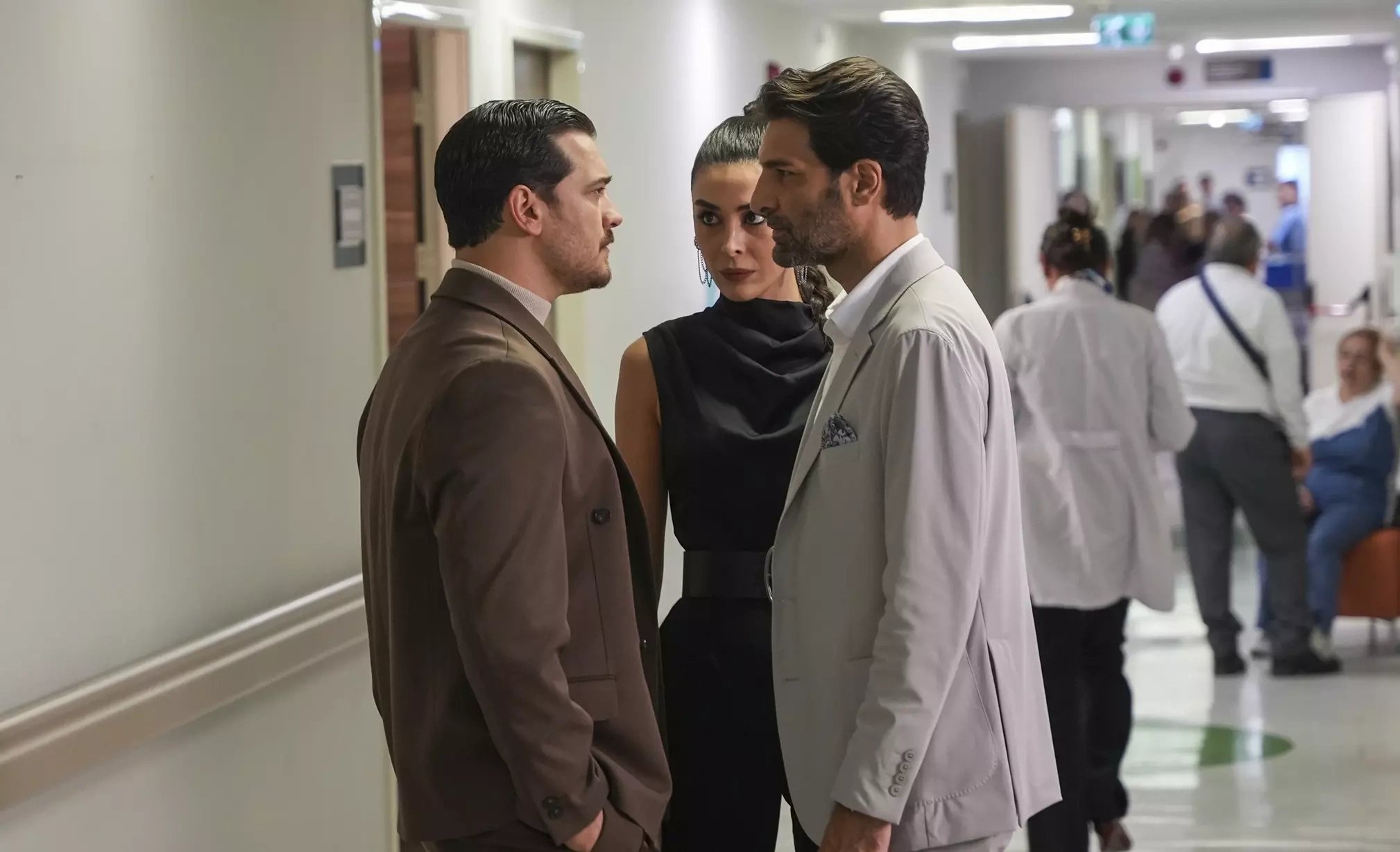 кадр из сериала "Мечта Эшрефа"