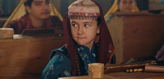 Турецкий сериал Маленький гений Синай 26 серия