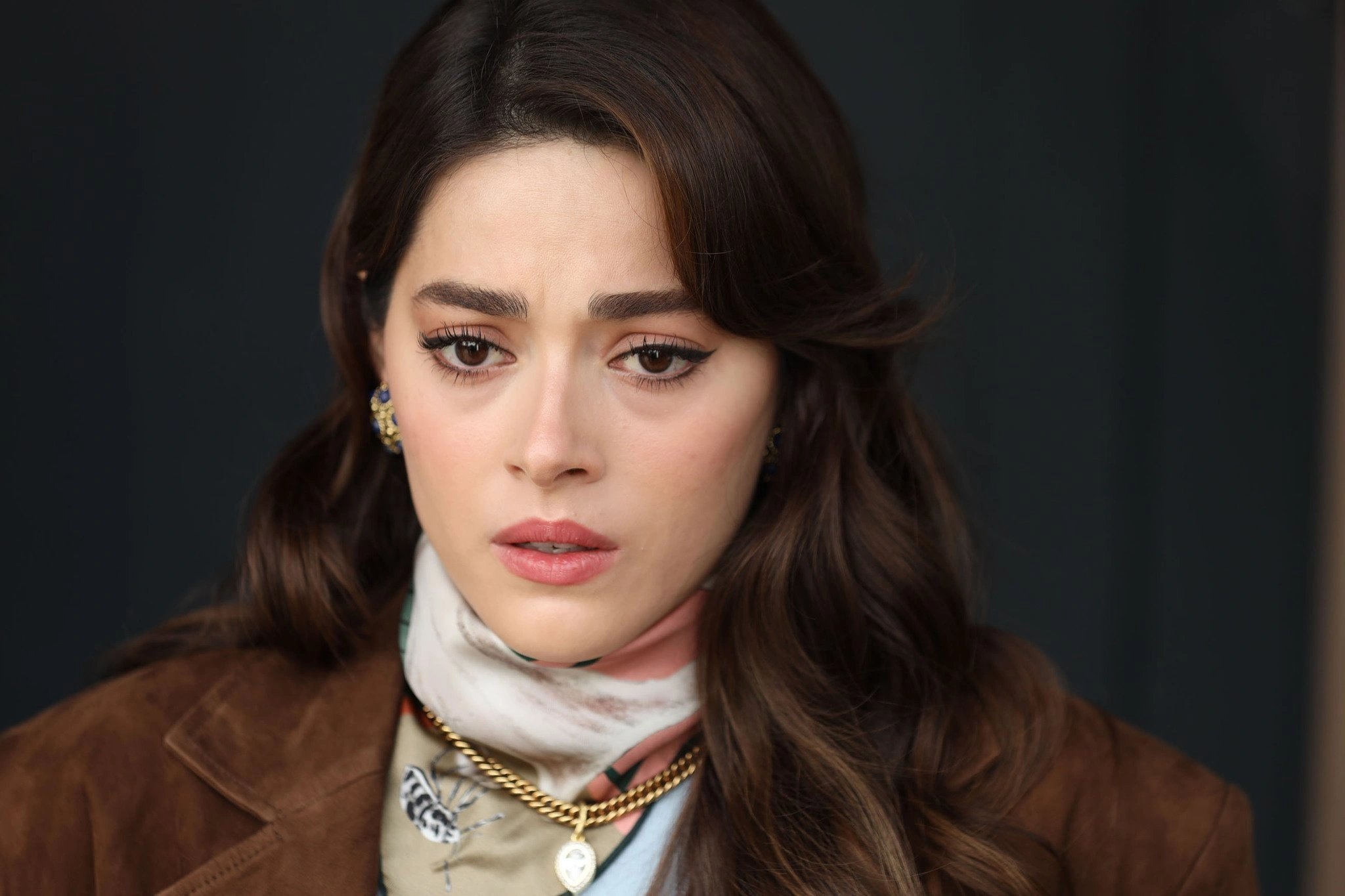 кадр из сериала "Незнакомец в зеркале"