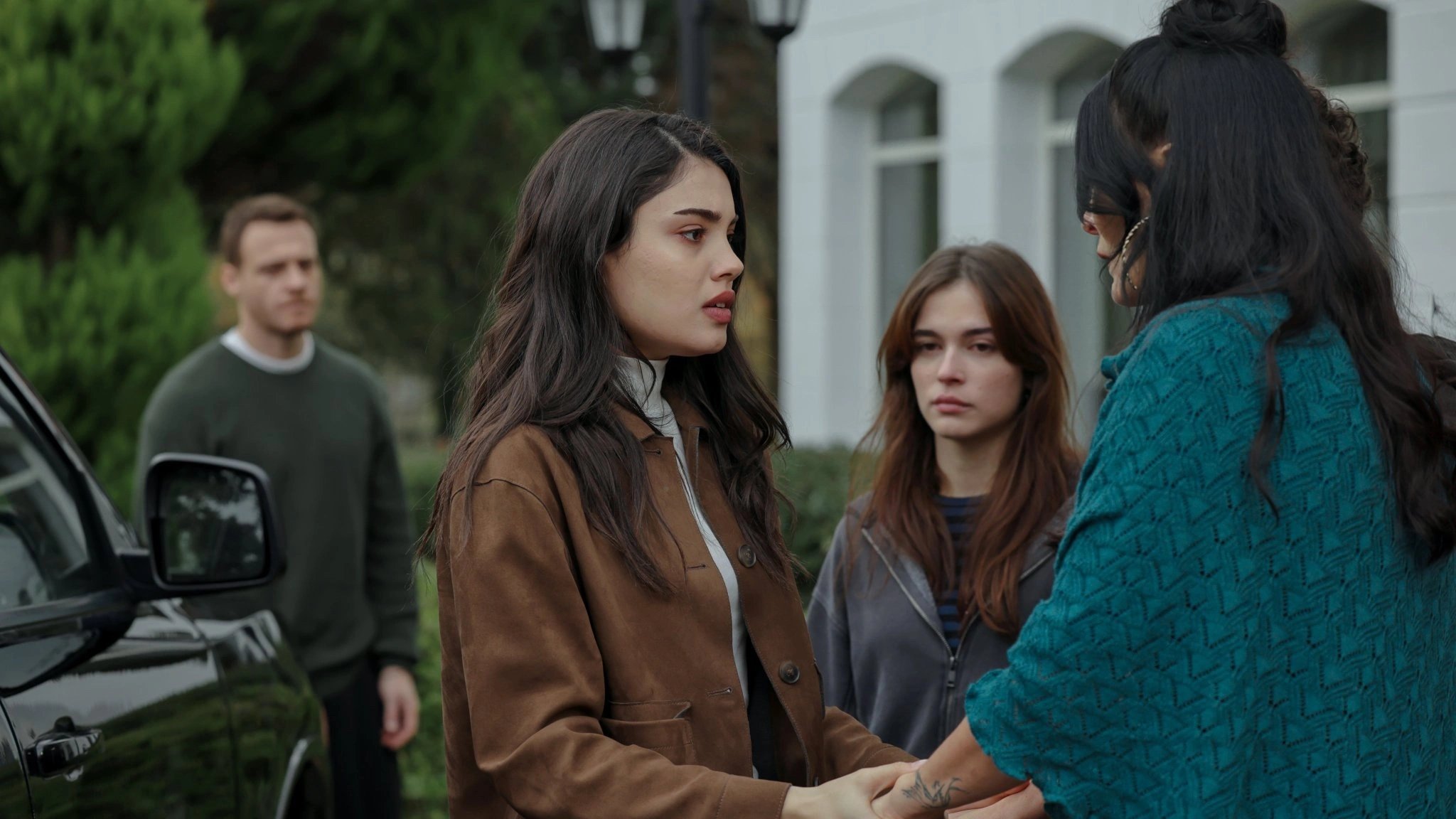 кадр из сериала "Сердцебиение"