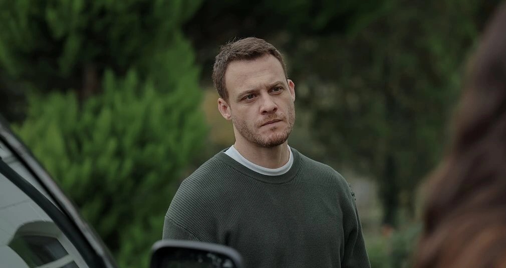 кадр из сериала "Сердцебиение"