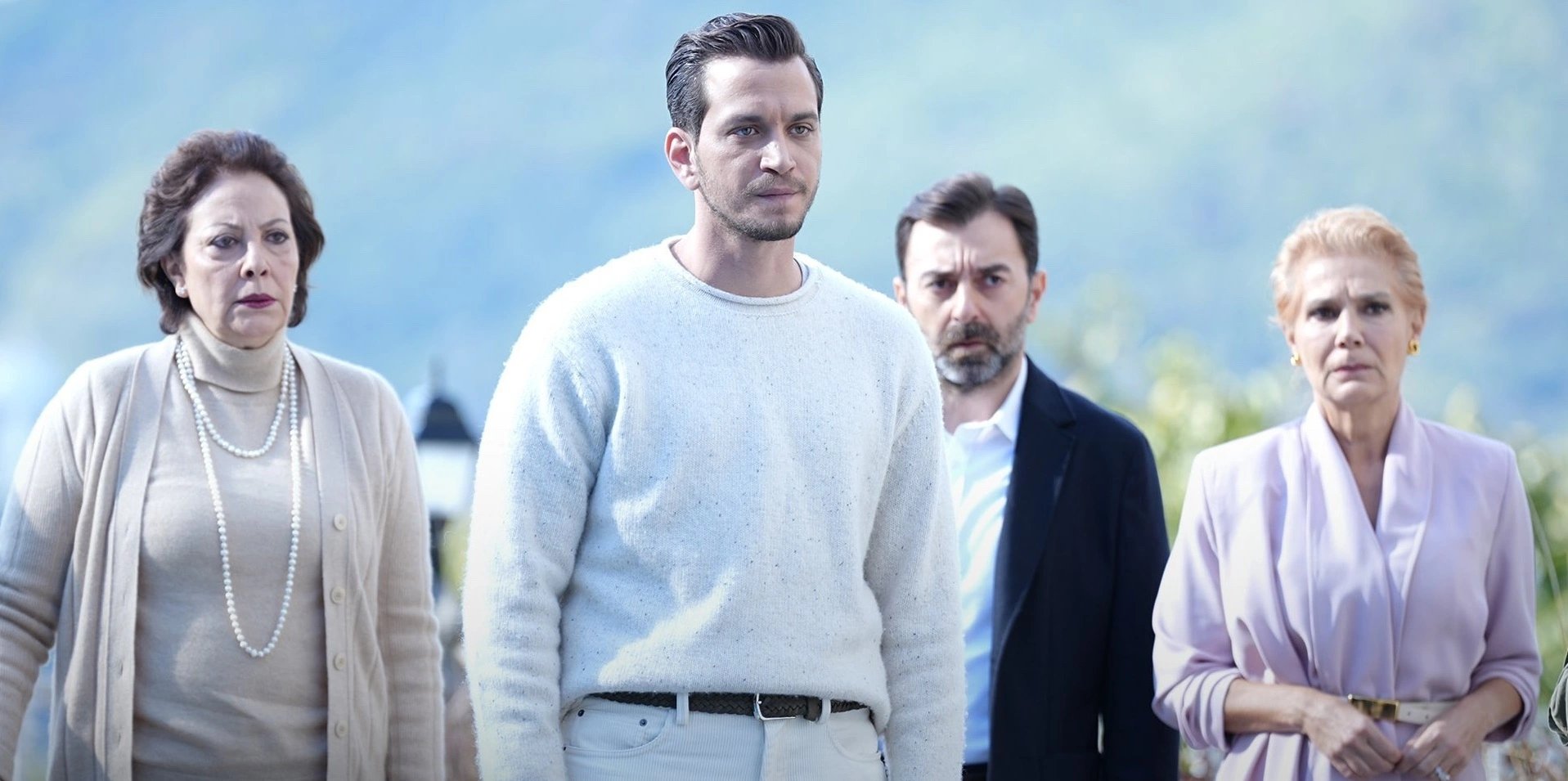 кадр из сериала "Ревность"