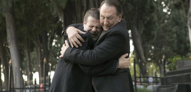 Турецкий сериал Опасные улицы 728 серия