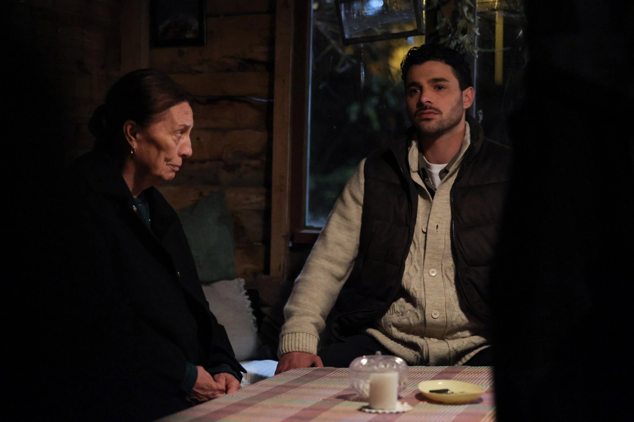 кадр из сериала "Глаза Чёрного моря"