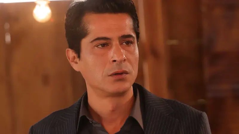 кадр из сериала "Дети рая"