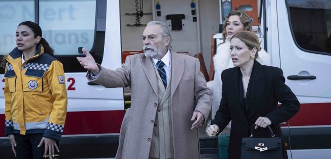 Турецкий сериал Восьмая семья 5 серия