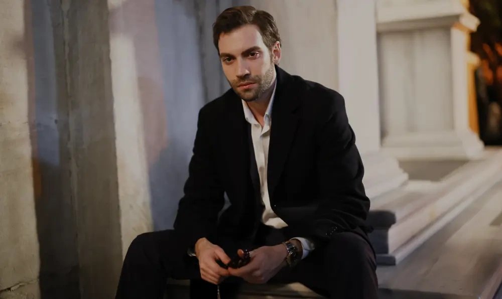 кадр из сериала "Беззащитные"