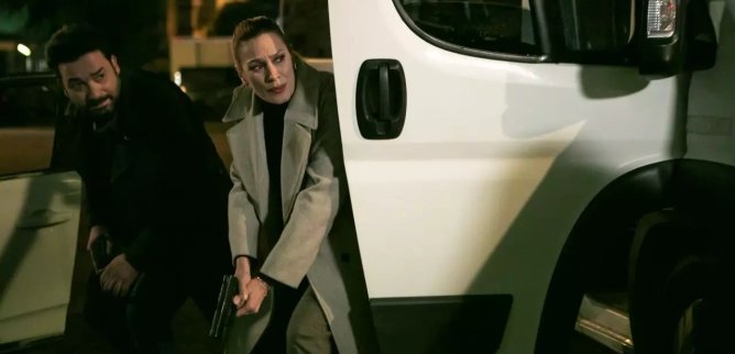 Турецкий сериал Опасные улицы 730 серия