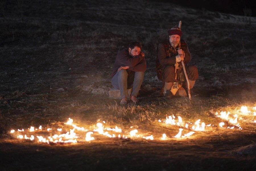 кадр из сериала "Гора сердца"