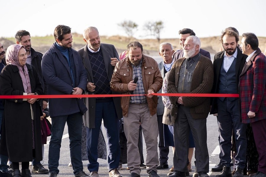 кадр из сериала "Гора сердца"