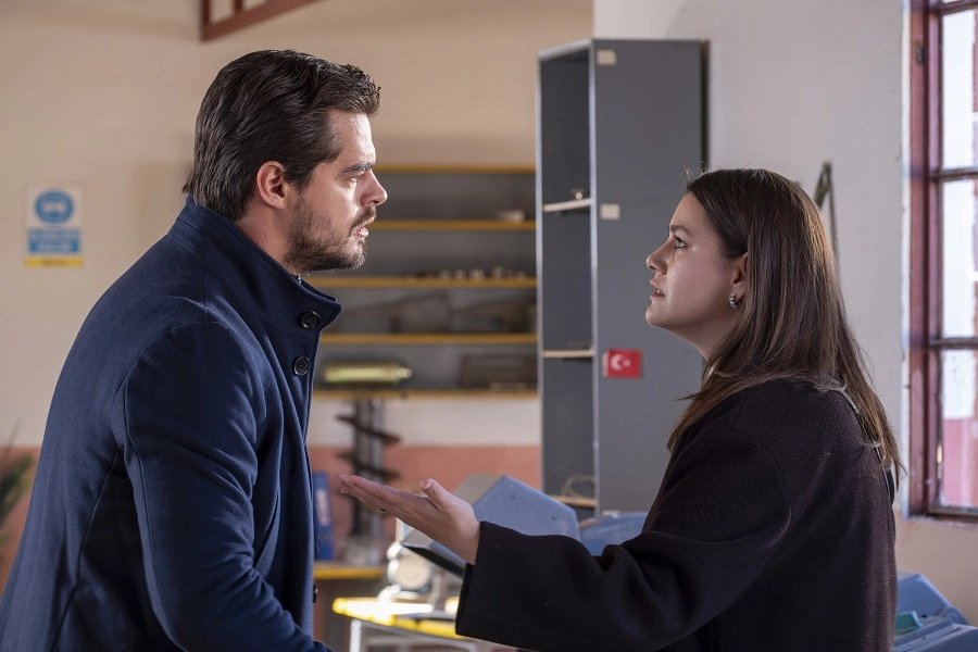 кадр из сериала "Гора сердца"