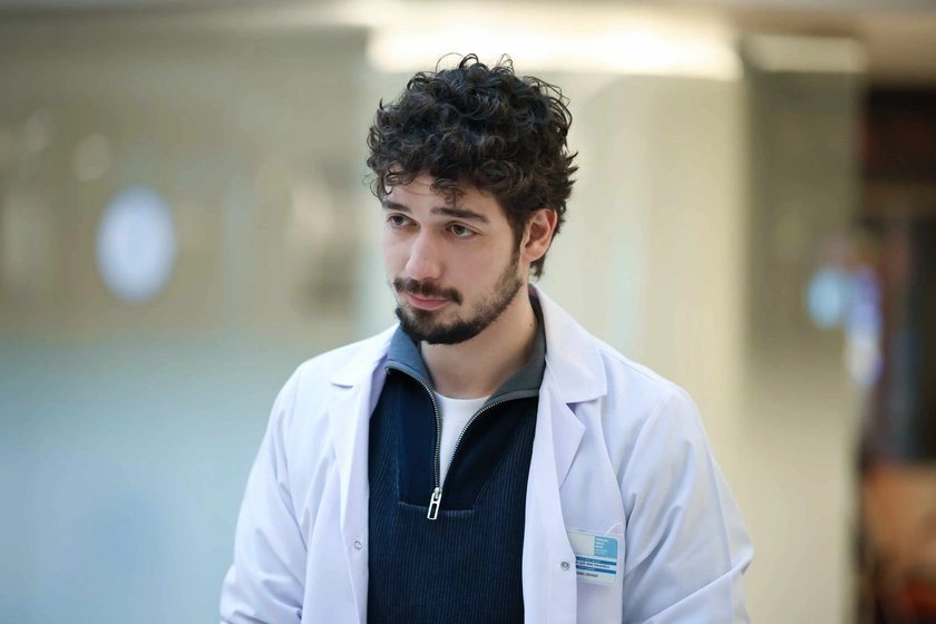 кадр из сериала "Бахар"