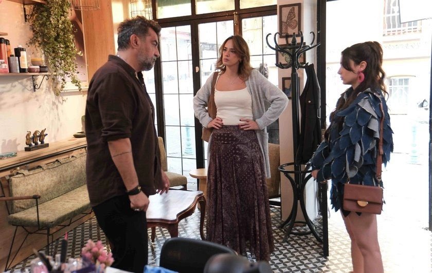 кадр из сериала "Словно сон"