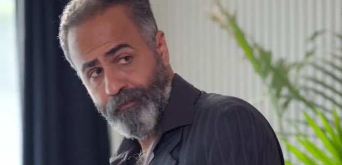 Турецкий сериал Скованный любовью, пленённый законом 65 серия