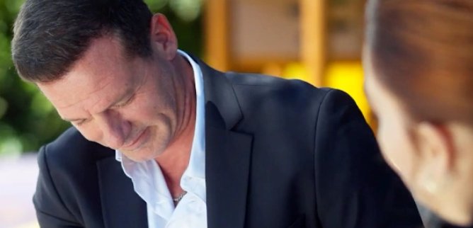 Турецкий сериал Скованный любовью, пленённый законом 54 серия