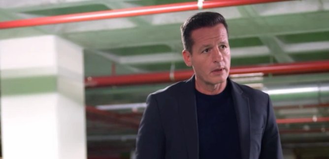 Турецкий сериал Скованный любовью, пленённый законом 43 серия