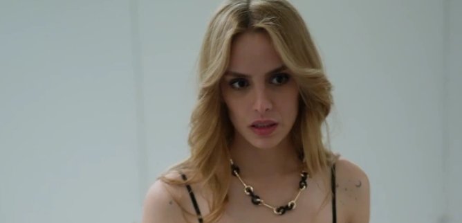 Турецкий сериал Любовница и жена против мужа 70 серия