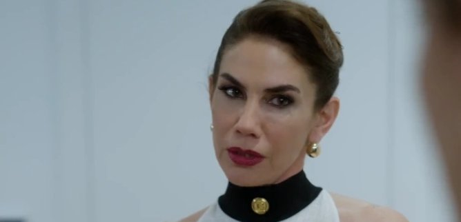 Турецкий сериал Любовница и жена против мужа 69 серия