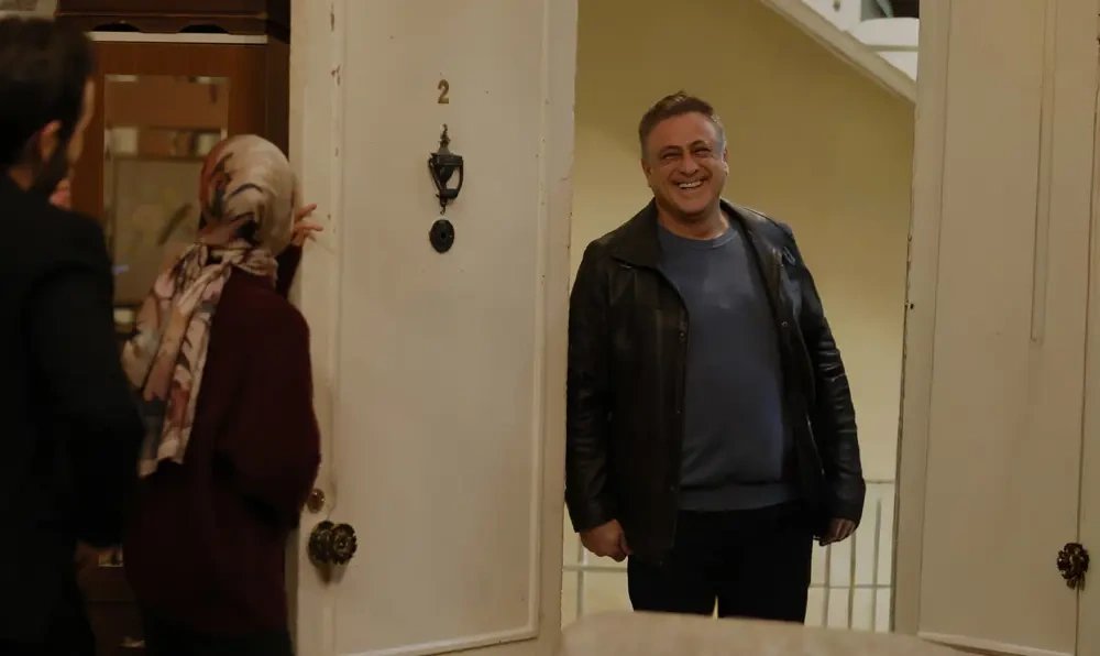 кадр из сериала "Беззащитные"