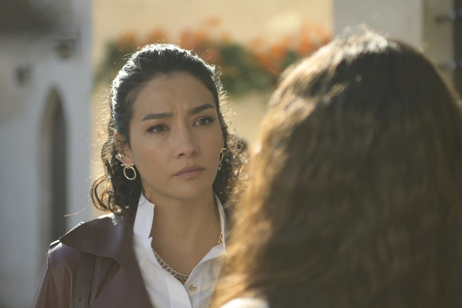 кадр из сериала "Преемник: Зов предков"