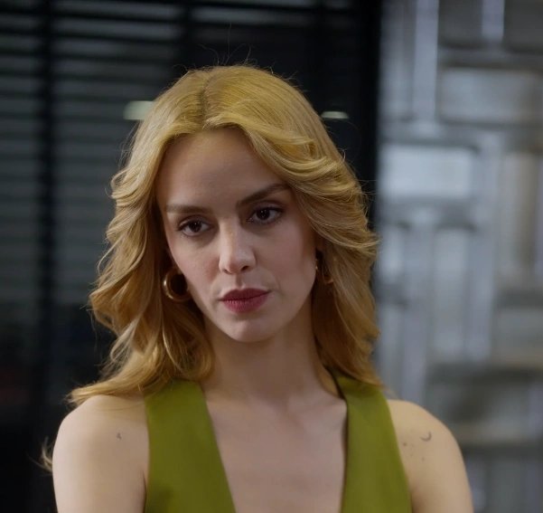 Кадр из Любовница и жена против мужа