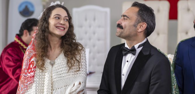 Турецкий сериал Гора сердца 198 серия