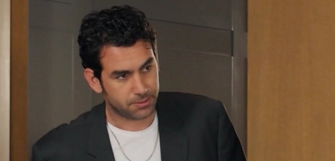 Турецкий сериал Украла его у жены, пока проверяла на верность 24 серия