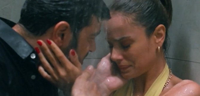 Турецкий сериал Украла его у жены, пока проверяла на верность 11 серия