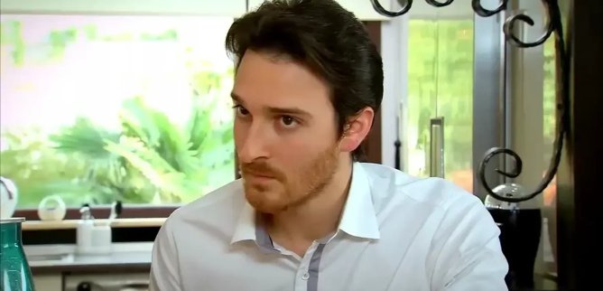 Турецкий сериал Роковая судьба 65 серия