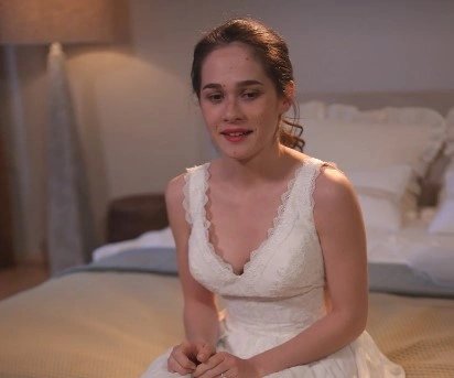 Кадр из Кусай локти, муж