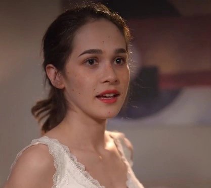 Кадр из Кусай локти, муж