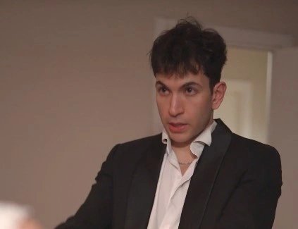 Кадр из Кусай локти, муж