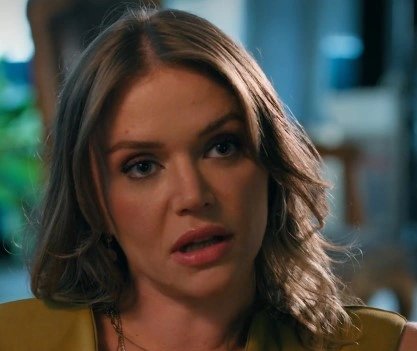 Кадр из Она трофей