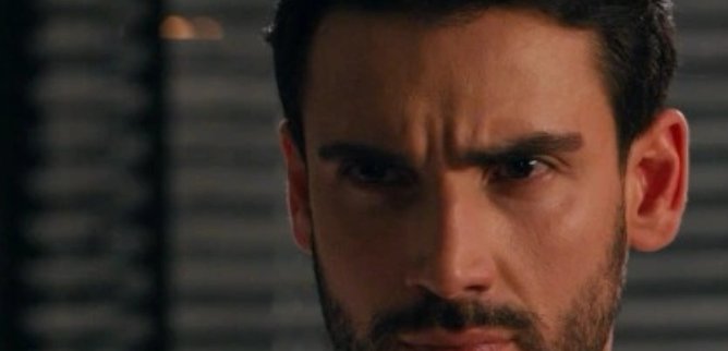 Турецкий сериал Она трофей 20 серия
