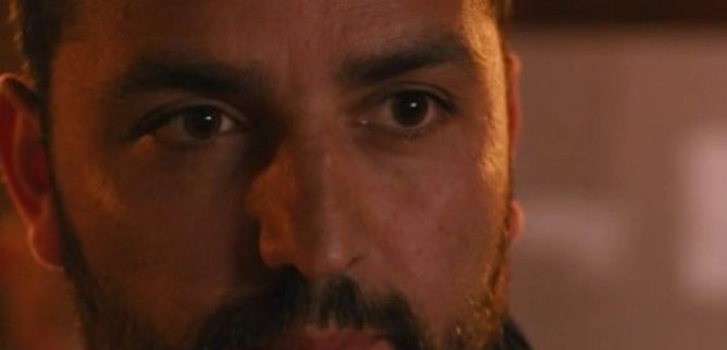 Турецкий сериал Она трофей 41 серия
