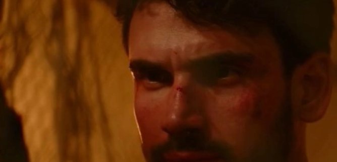 Турецкий сериал Она трофей 62 серия