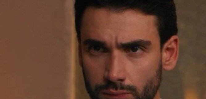 Турецкий сериал Она трофей 66 серия