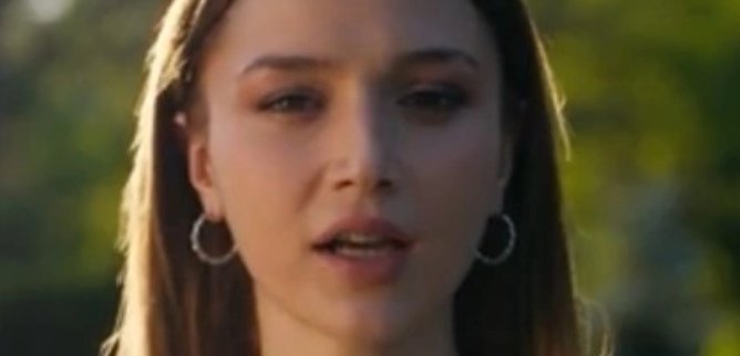 Турецкий сериал Она трофей 70 серия