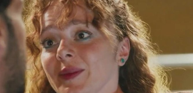 Турецкий сериал В меня влюбились тетя и сестра 45 серия