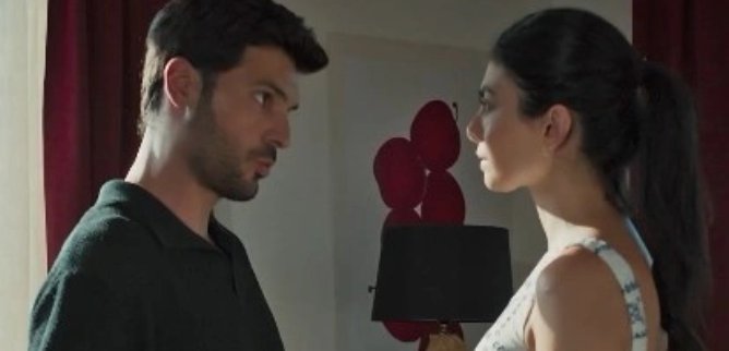 Турецкий сериал В меня влюбились тетя и сестра 61 серия