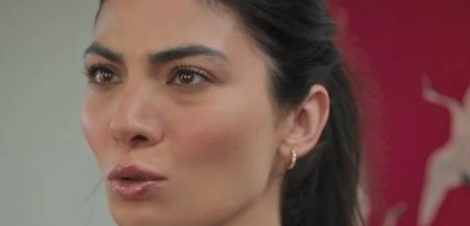 Турецкий сериал В меня влюбились тетя и сестра 61 серия