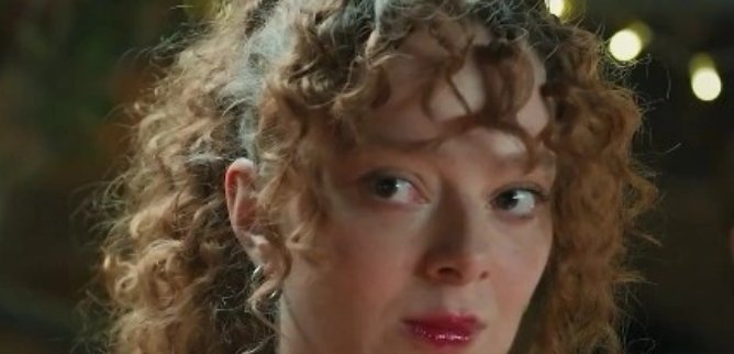 Турецкий сериал В меня влюбились тетя и сестра 64 серия