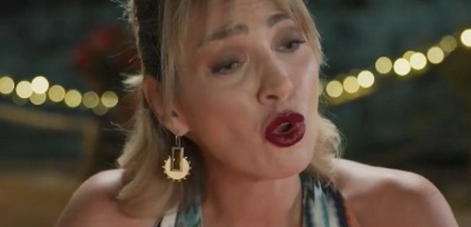 Турецкий сериал В меня влюбились тетя и сестра 66 серия