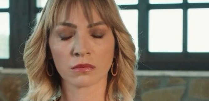 Турецкий сериал В меня влюбились тетя и сестра 72 серия