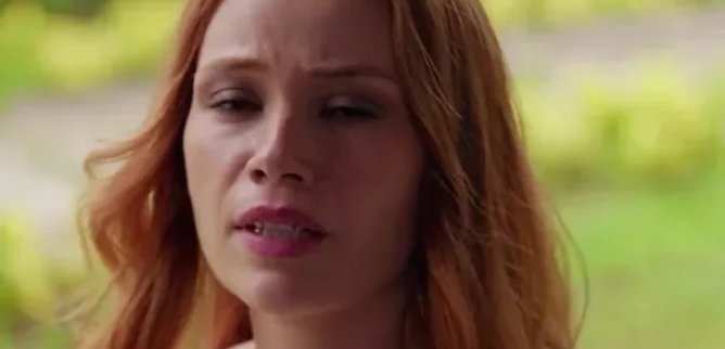 Турецкий сериал Большой роман из-за Маленькой лжи 70 серия