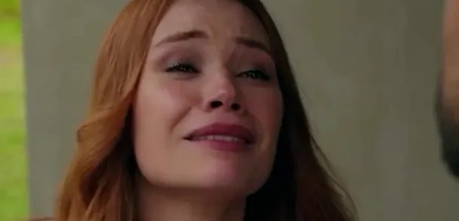 Турецкий сериал Большой роман из-за Маленькой лжи 72 серия